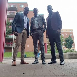 Meet your Posher, Romeo